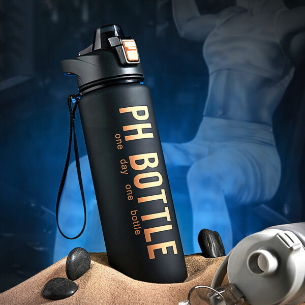 Men's Portable Large Capacity Plastic Water Bottle - Image 5